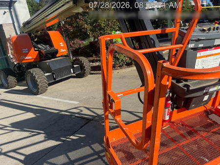 2025 JLG 660SJ