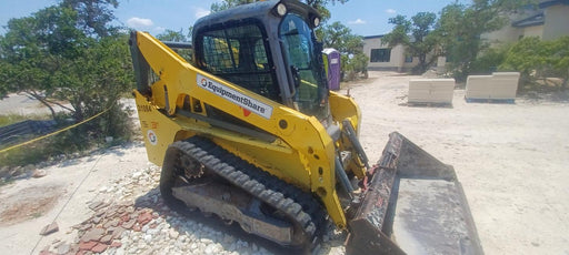 Wacker Neuson ST31 Enclosed Cab, Heat/AC, Hydraulic Coupler, Selectable EH Joystick Controls, 320mm tracks, Two Speed Drive, Variable Speed Fan, Bucket Leveling, Ride Control	Bucket-75" w/smooth BOE