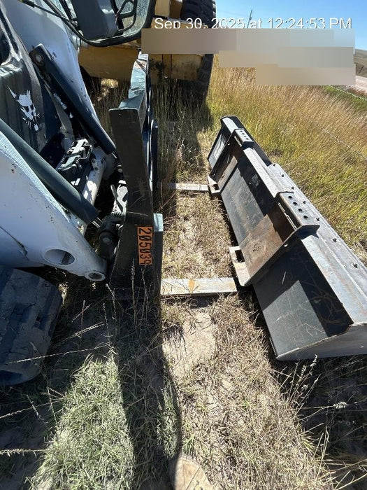 2022 ARROW MATERIAL HANDLING 60" Pallet Forks - Arrow