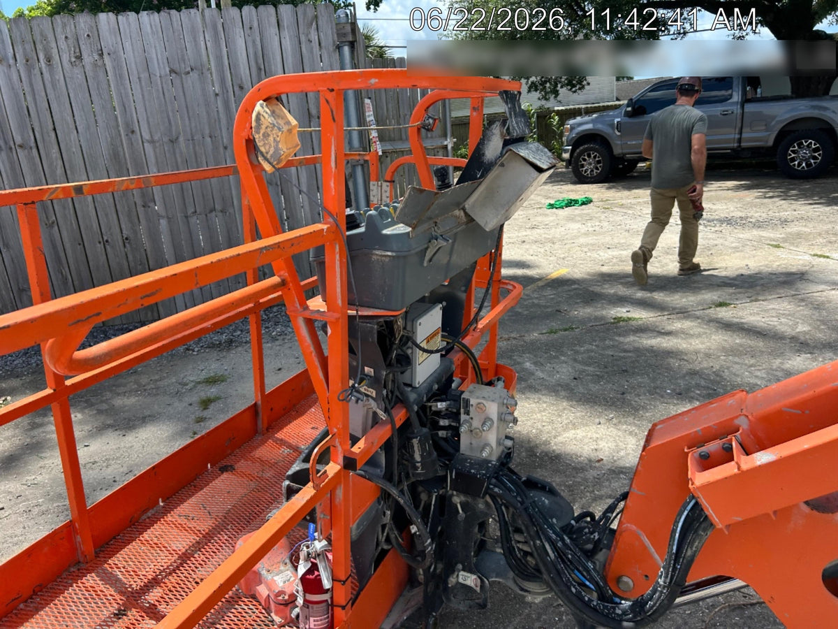 2022 JLG 1850SJ