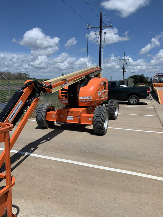 2019 JLG 600AJ
