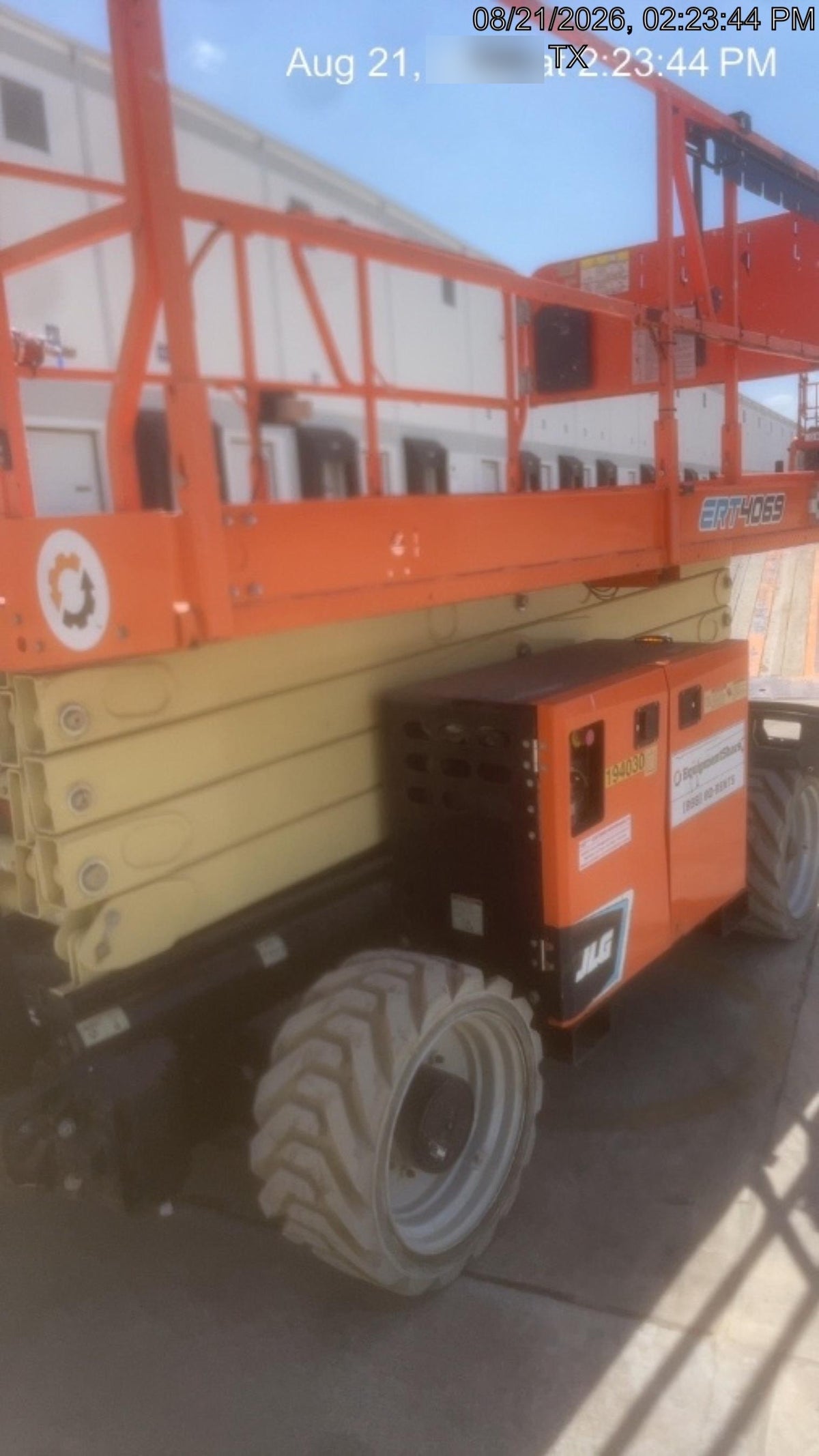 2021 JLG ERT4069