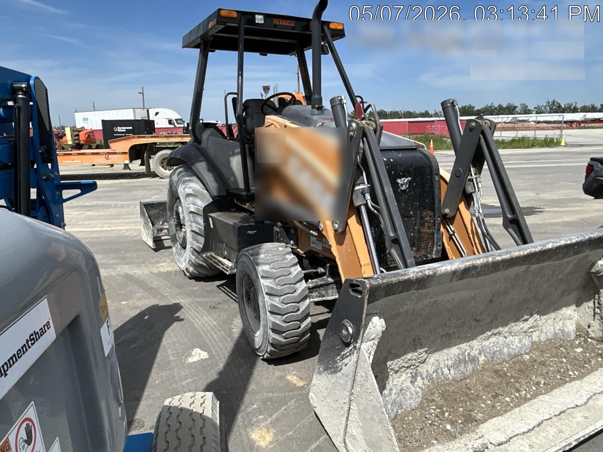 2022 CASE 570N EP