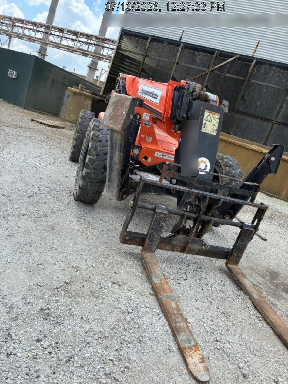2021 JLG 12054