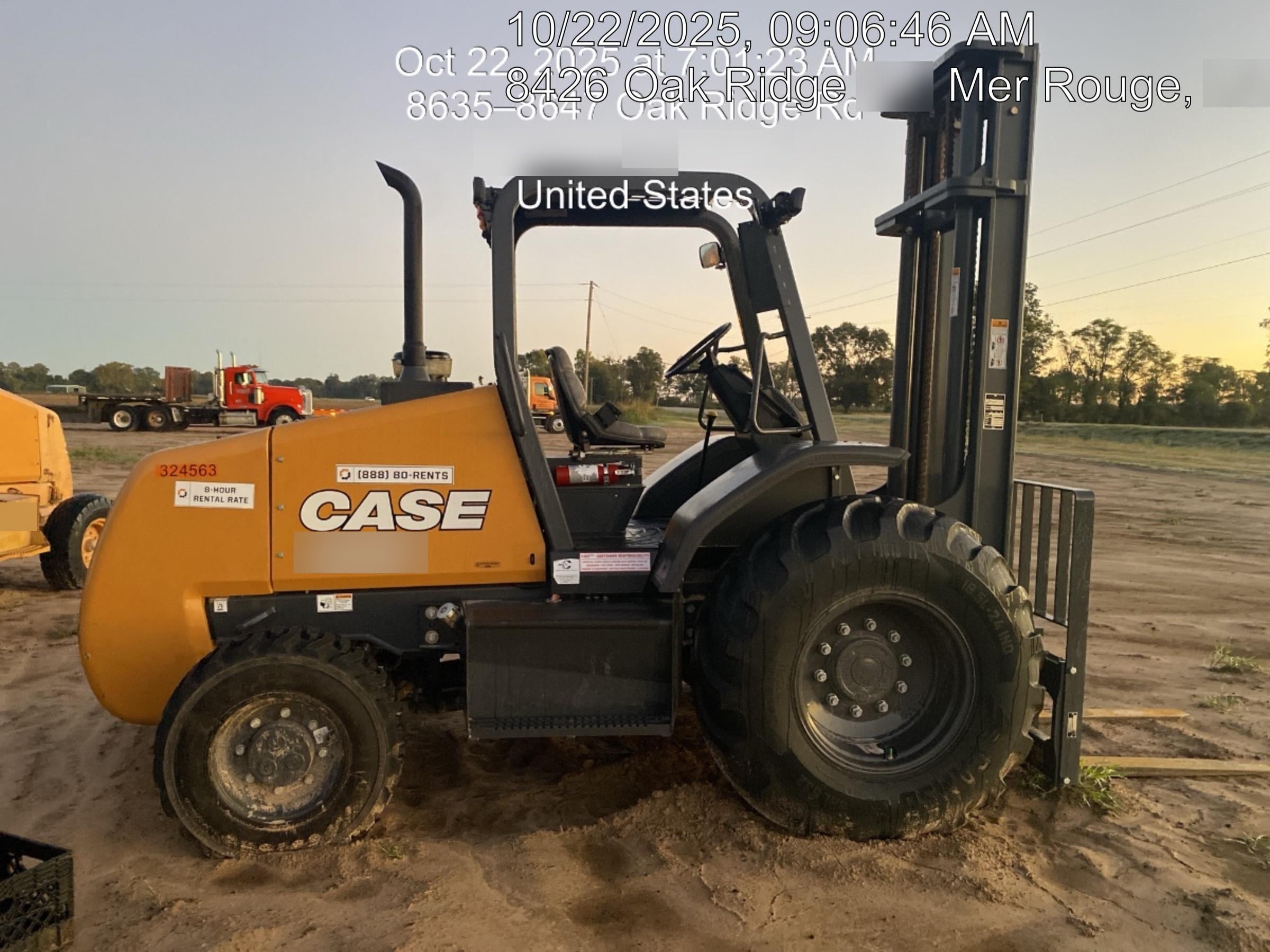 2023 CASE 588H