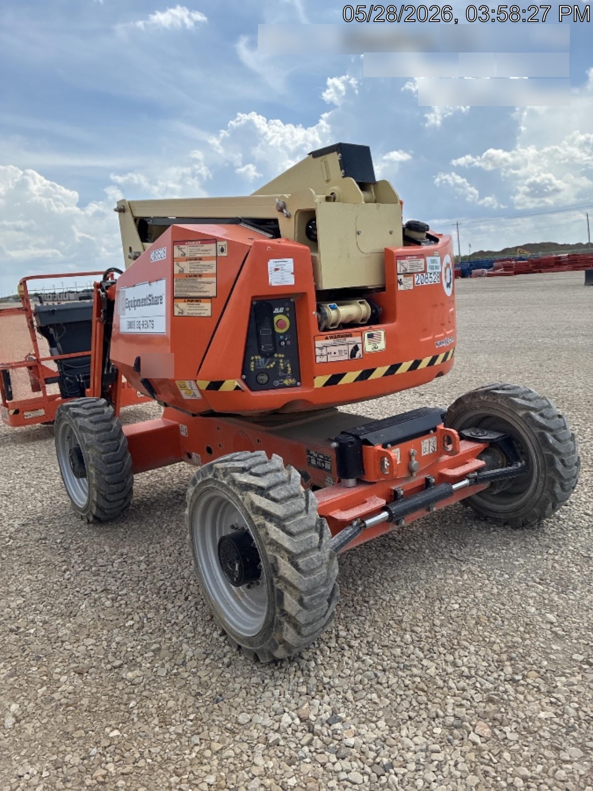 2022 JLG 340AJ