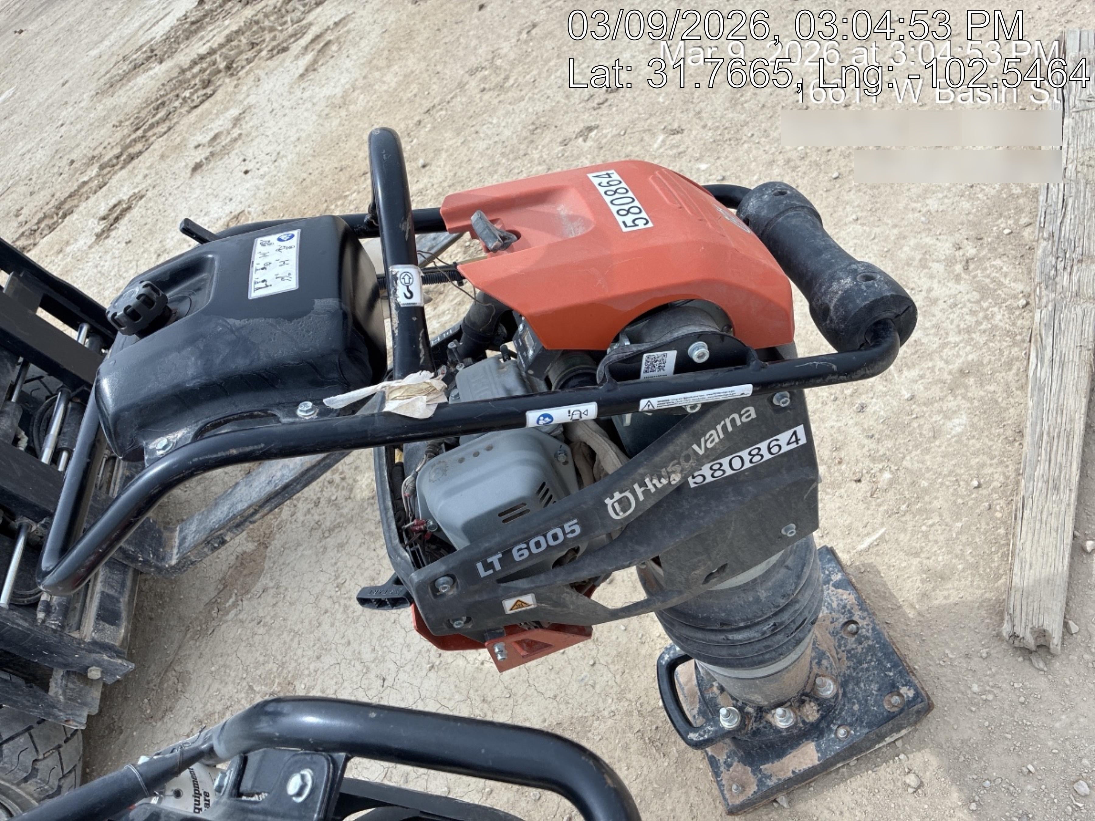 2025 HUSQVARNA LT6005