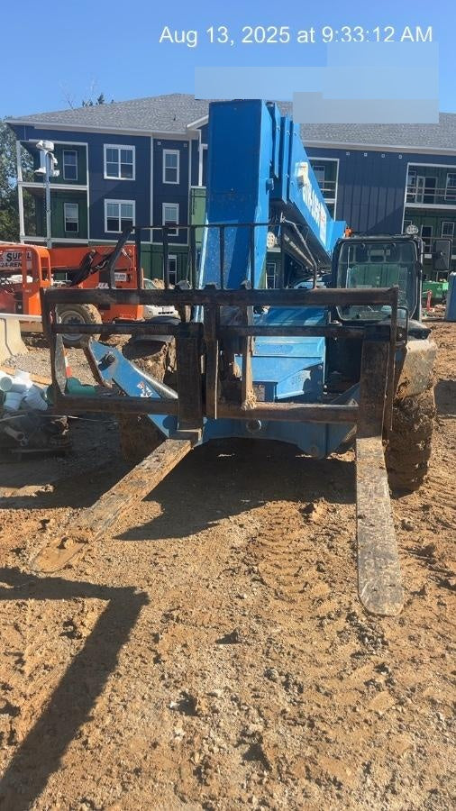 2019 Genie GTH-1056 Cab/Heat/AC, FF Tires, LED Work Lights, Beacon 60" QA Carriage, 60" Forks