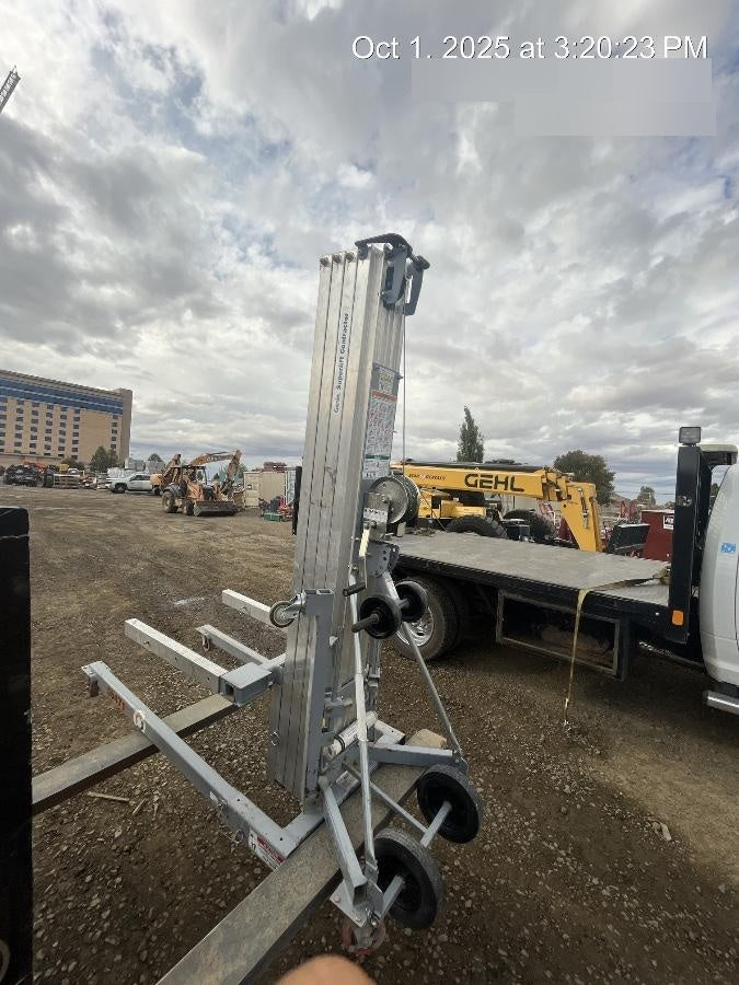 2019 GENIE SLC-24