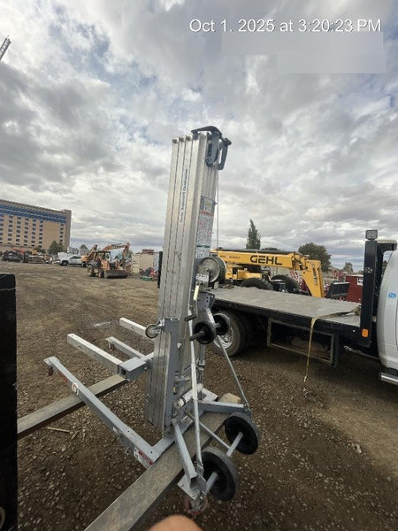 2019 GENIE SLC-24
