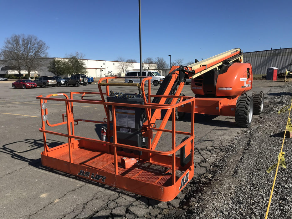 2019 JLG 600AJ