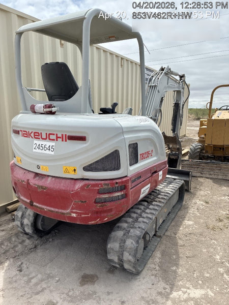 2022 TAKEUCHI TB235-2R