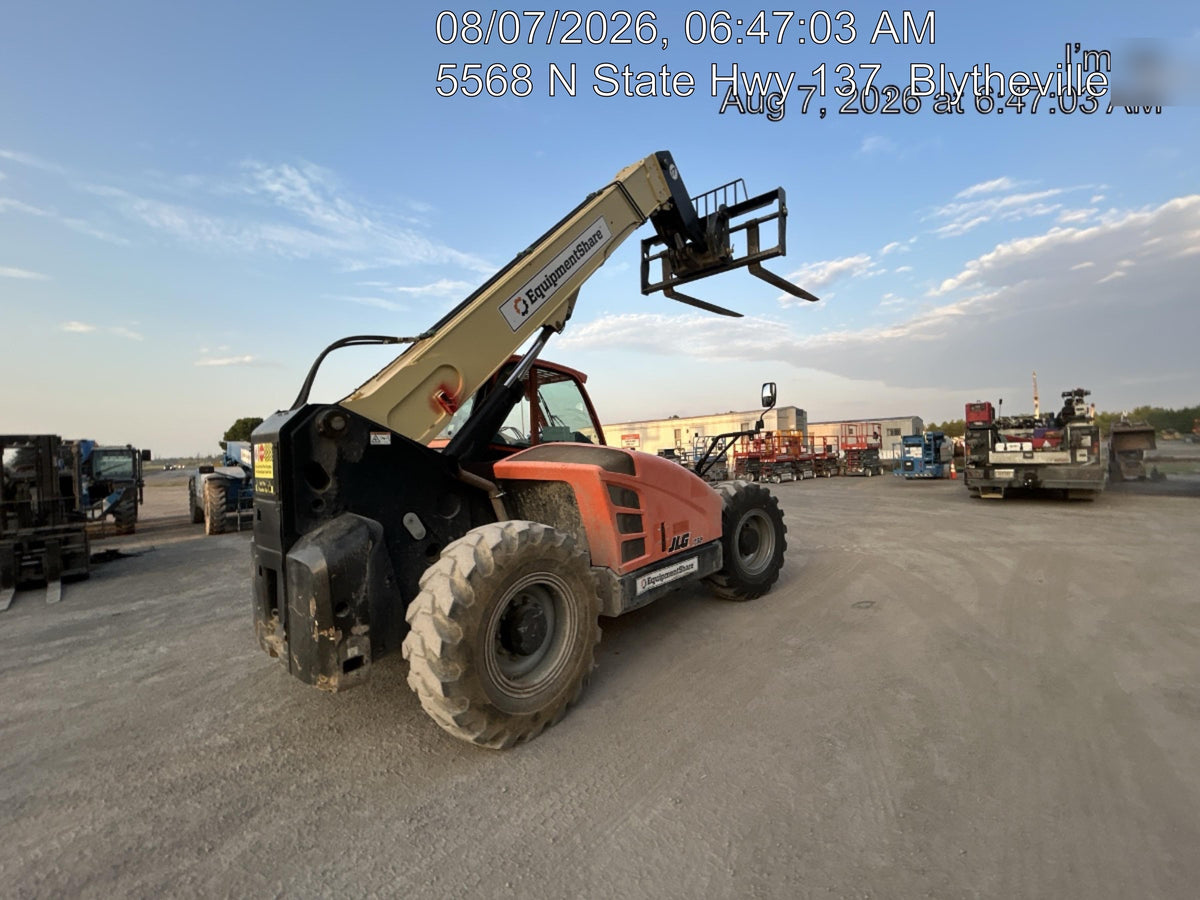 2022 JLG 1732