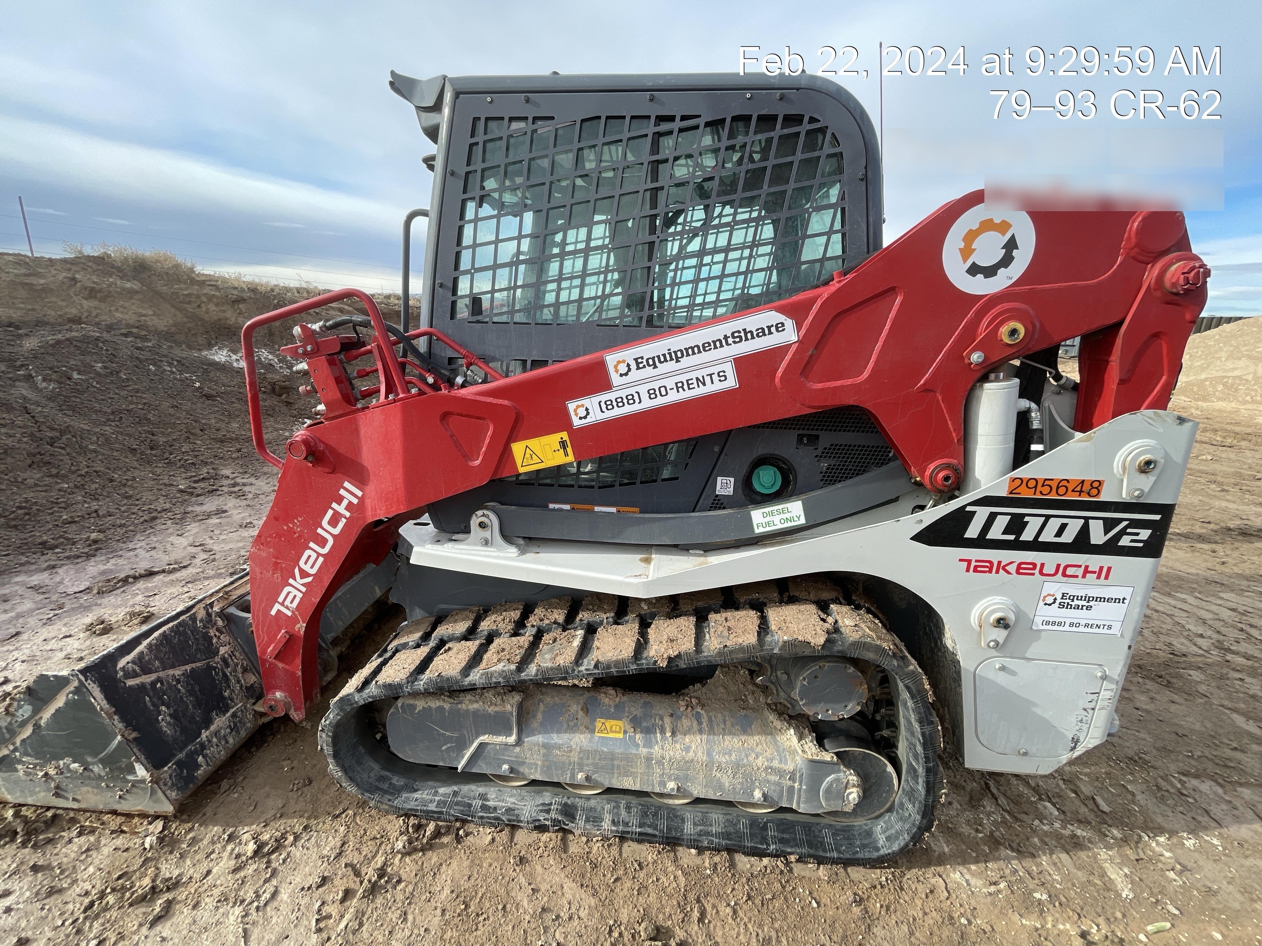 2023 TAKEUCHI TL10V2-CR