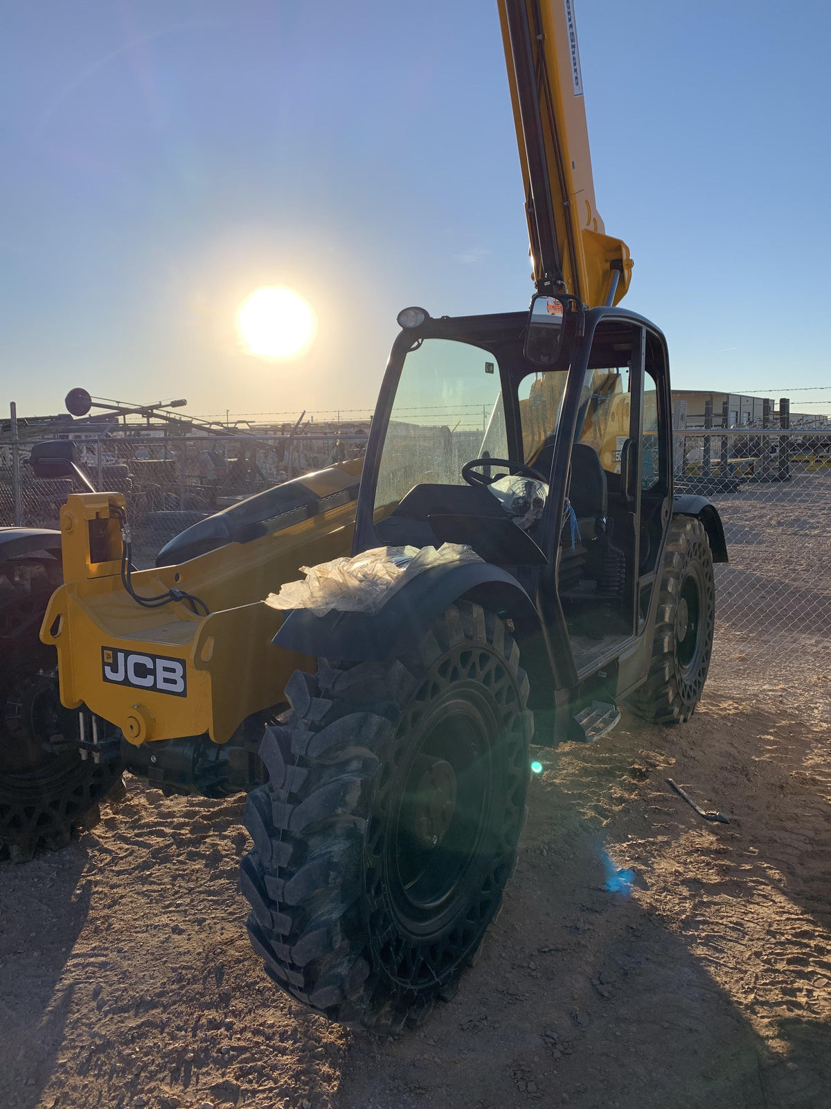 2021 JCB 509-42