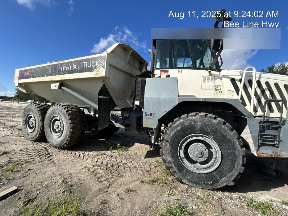 2021 TEREX TA300