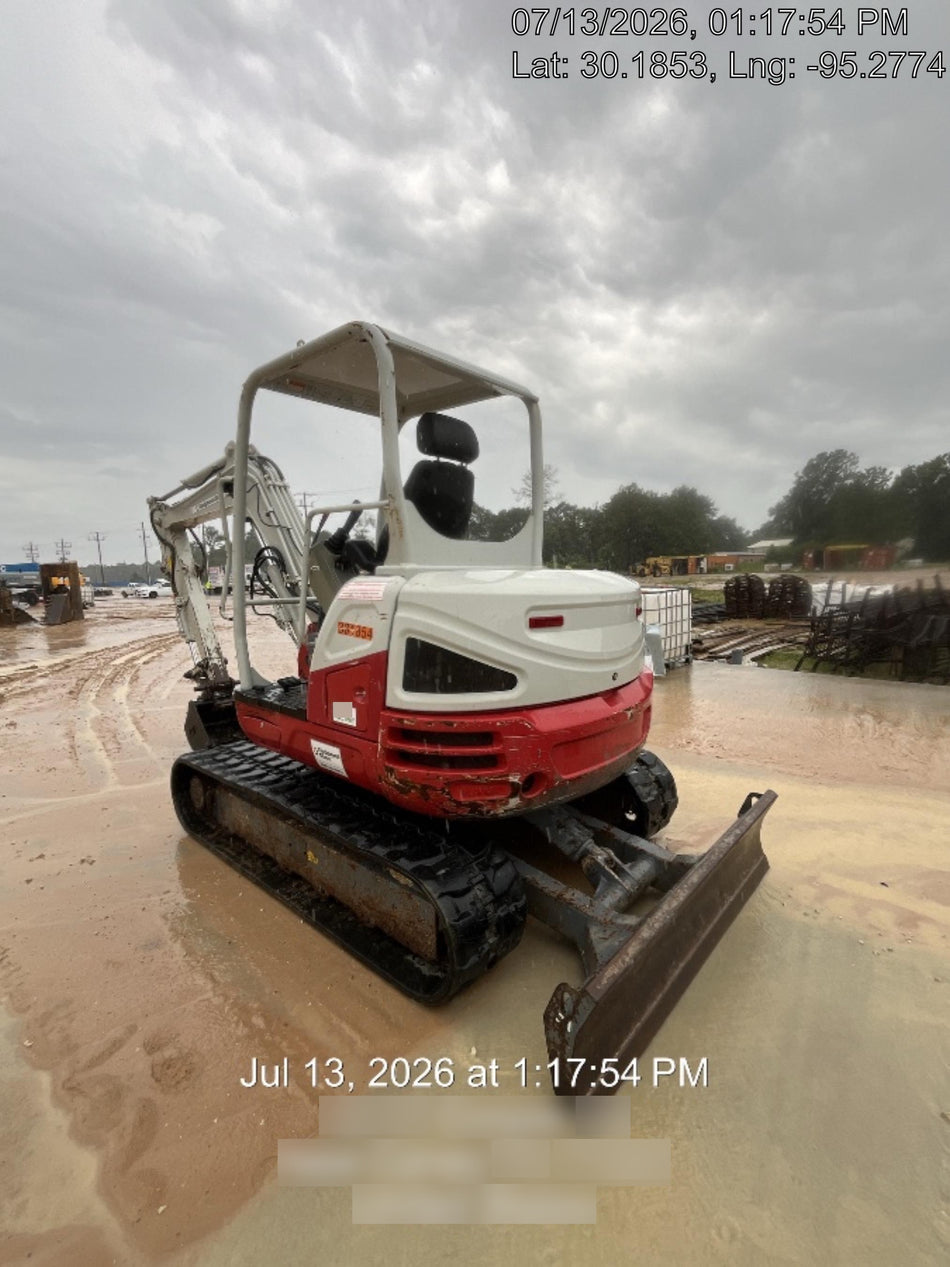 2023 TAKEUCHI TB250-2R