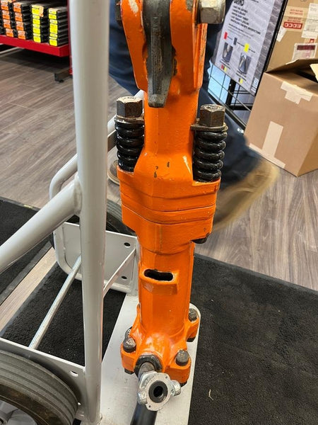 2023 MICHIGAN PNEUMATIC ES-TPB90-118-TRACKER