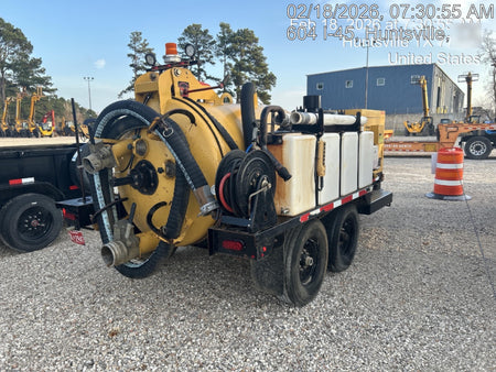 2021 VAC-TRON LP573XDT