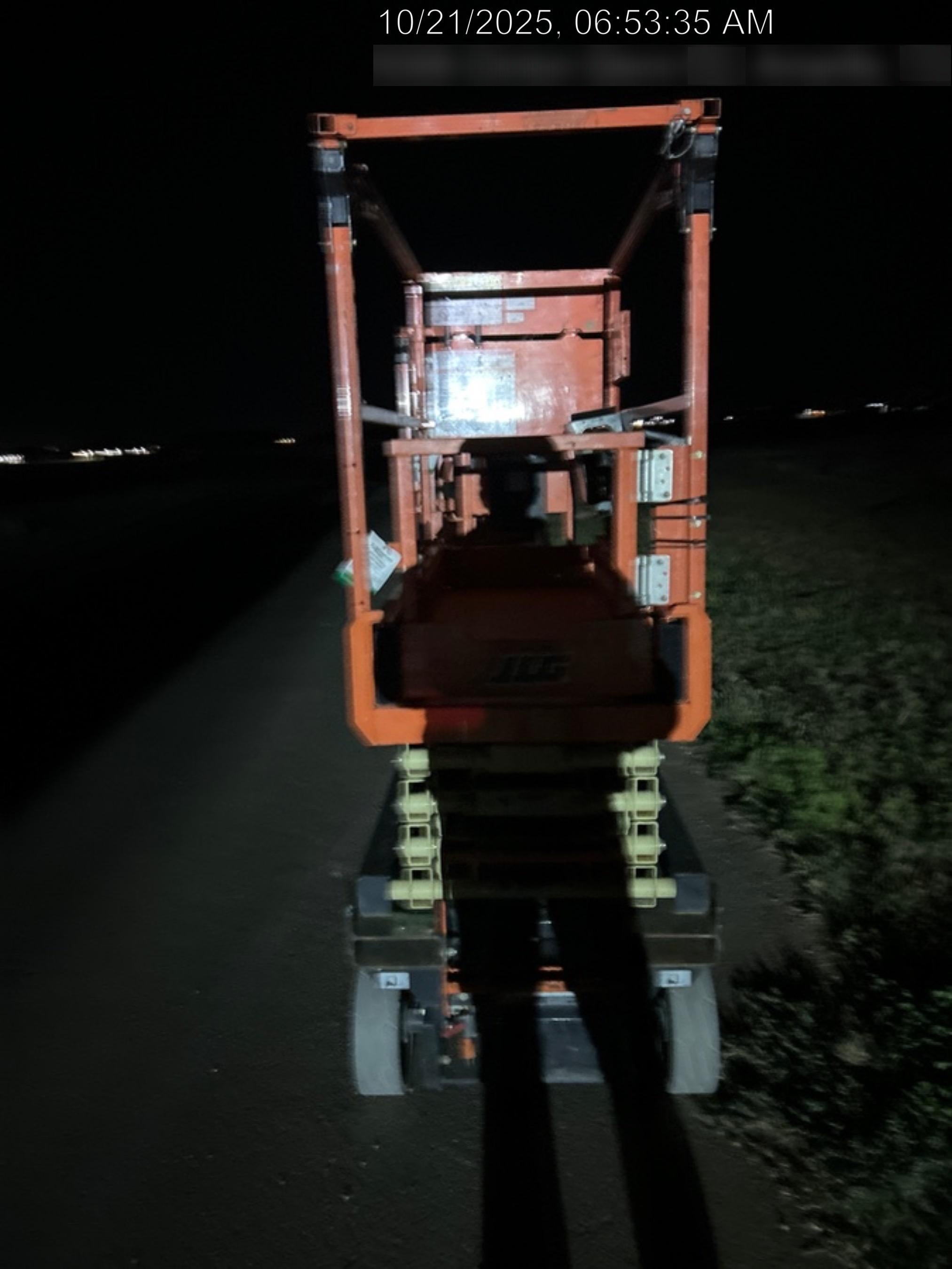 2022 JLG ES1932