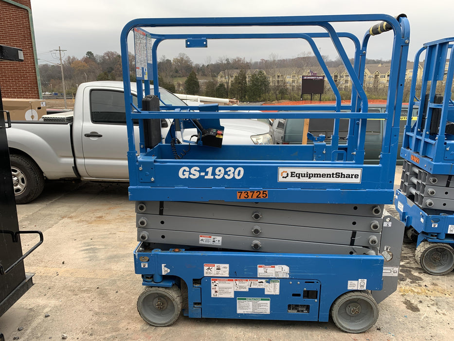 2020 Genie GS-1930 Fixed rails with chain entry gate - Pre A92.20