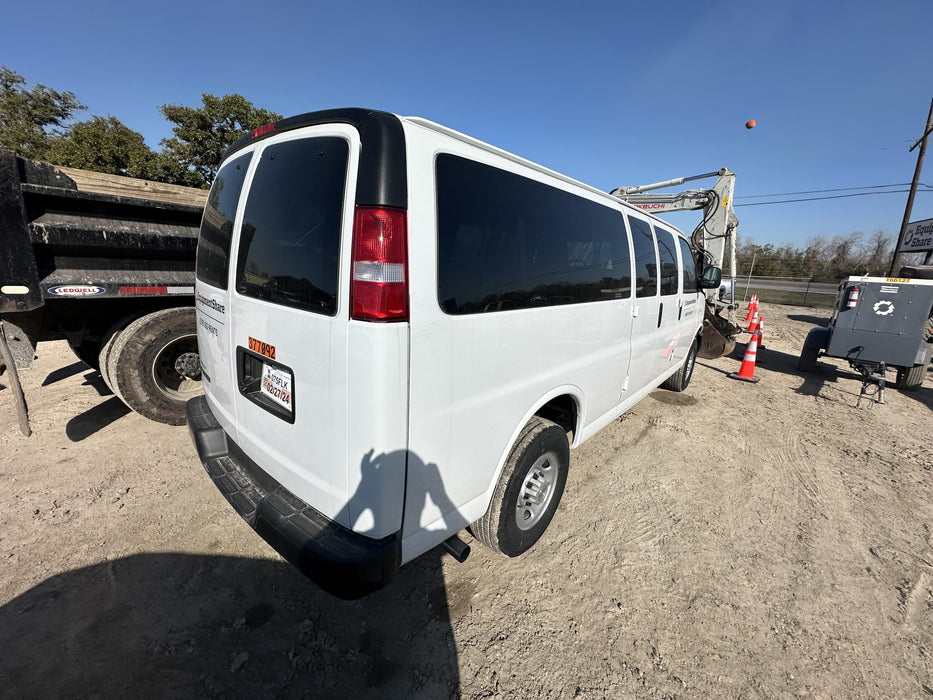 2023 CHEVROLET Express Van - Rental