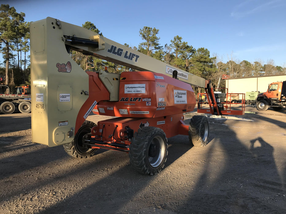 2019 JLG 800AJ