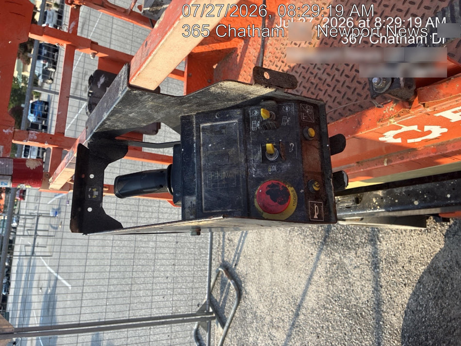 2023 JLG ES2632