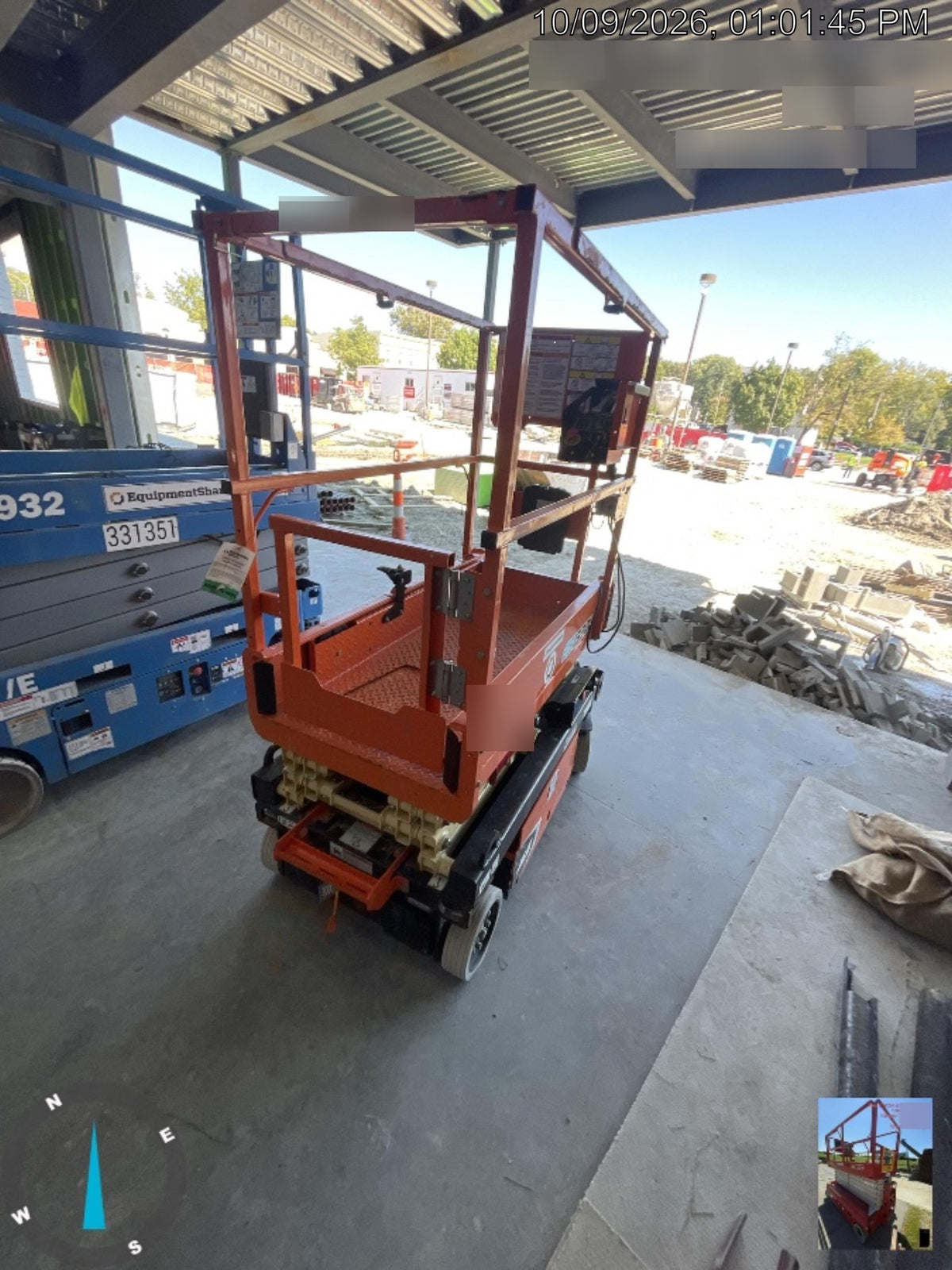 2022 JLG ES1330L