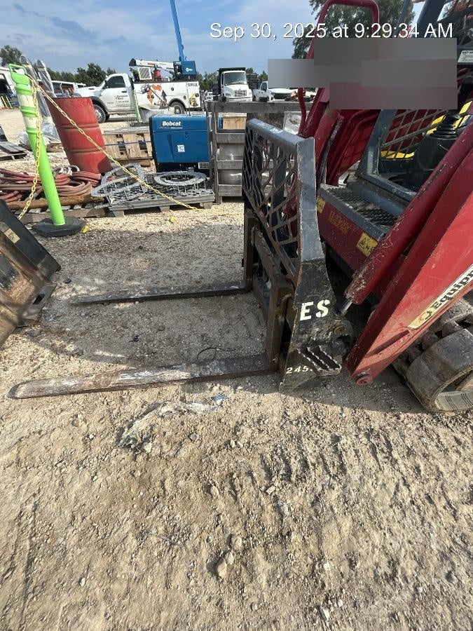 2019 PALADIN 48" Pallet Forks - Paladin