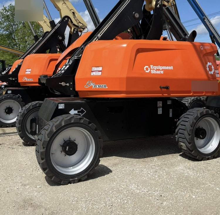 2024 JLG 660SJ
