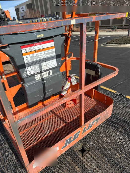 2019 JLG E400AJPN