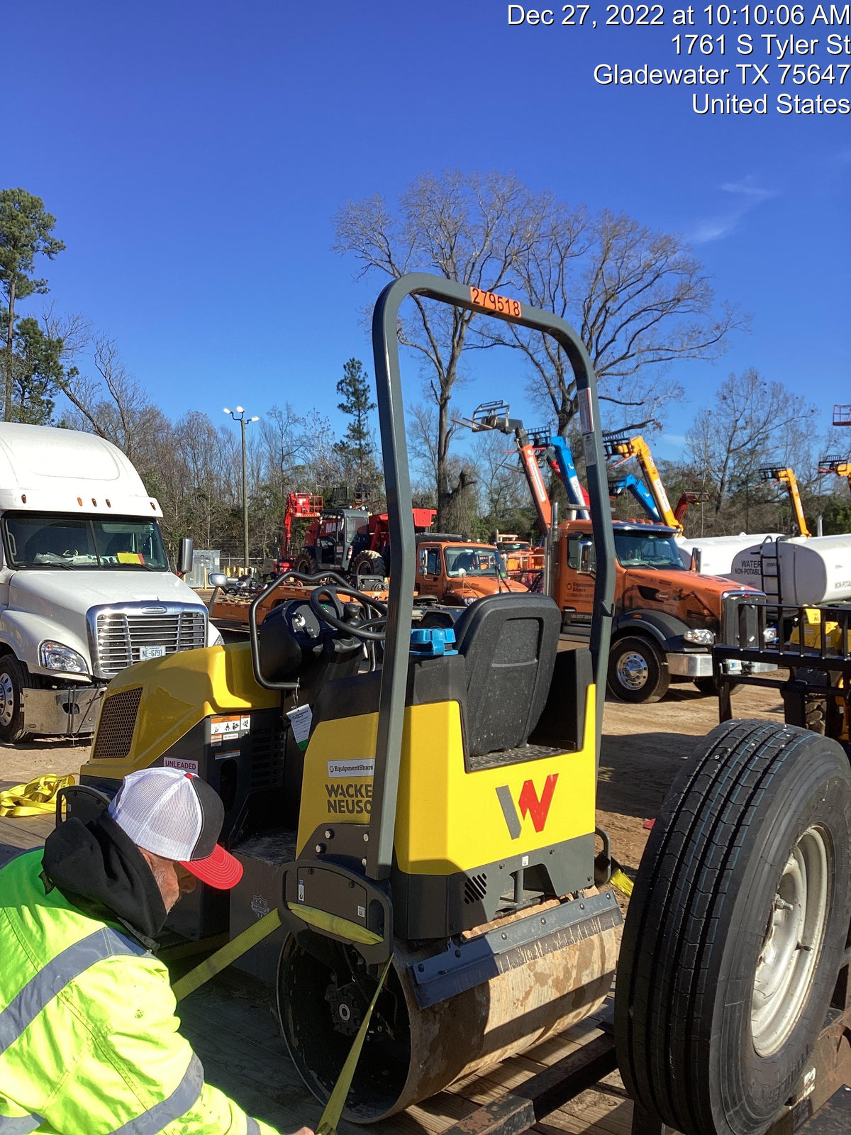 2023 WACKER NEUSON RD12A
