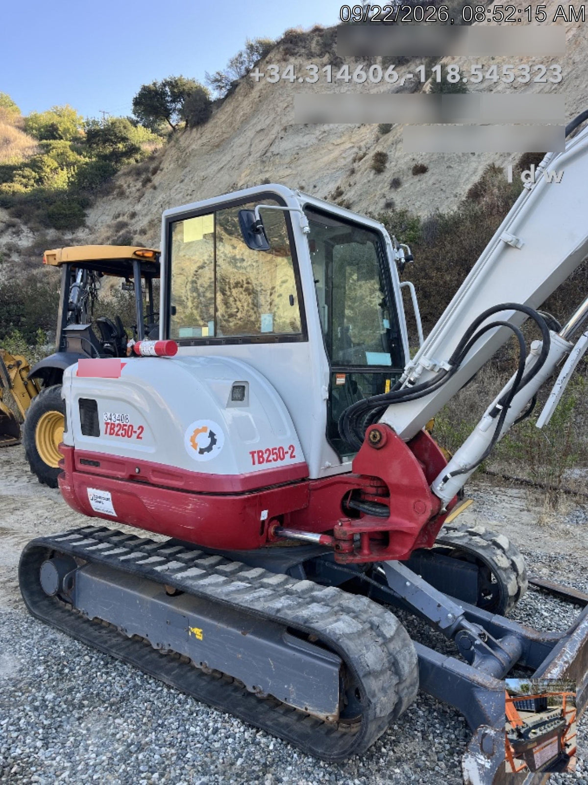 2023 TAKEUCHI TB250-2CR