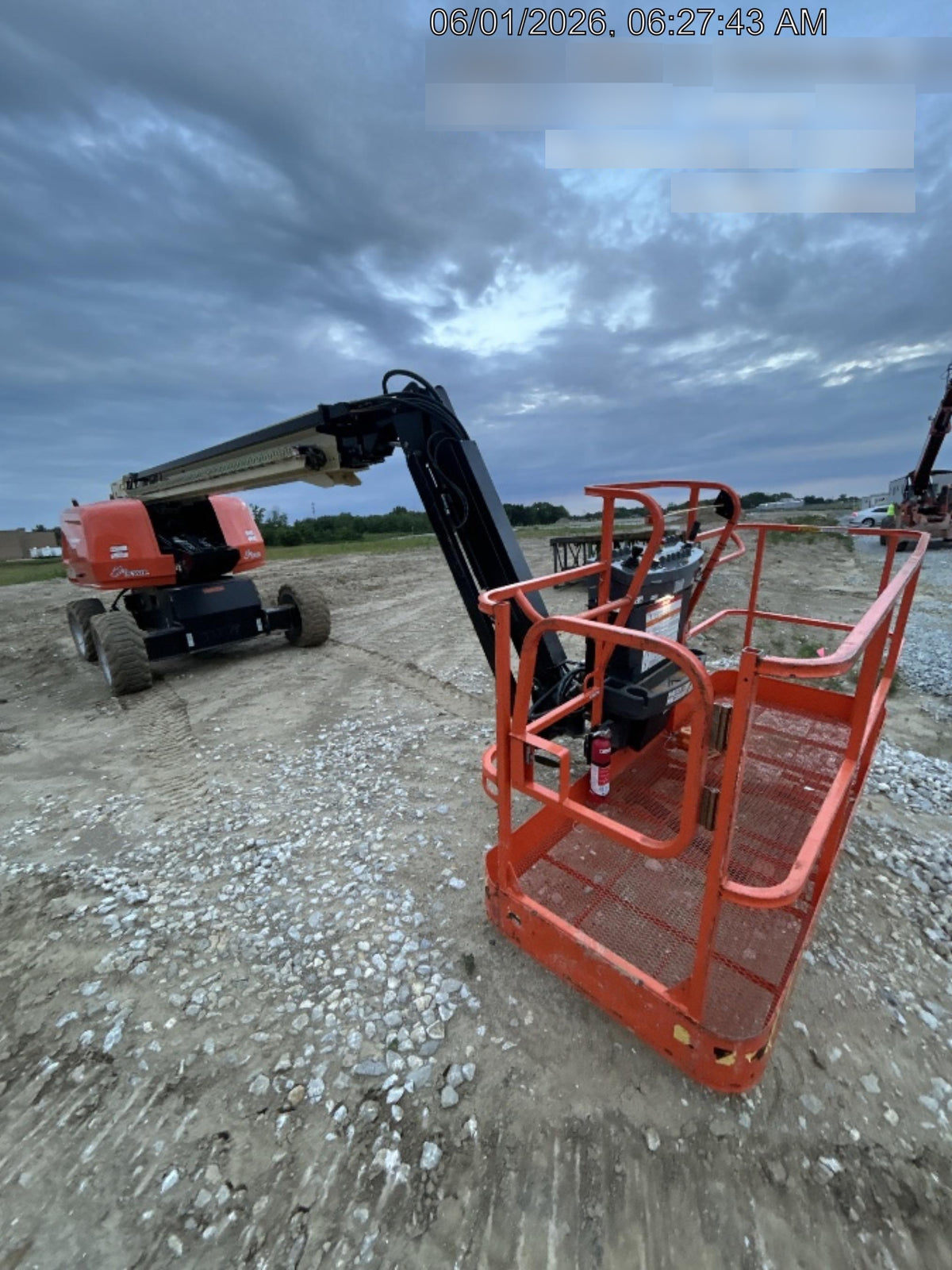 2025 JLG 660SJ