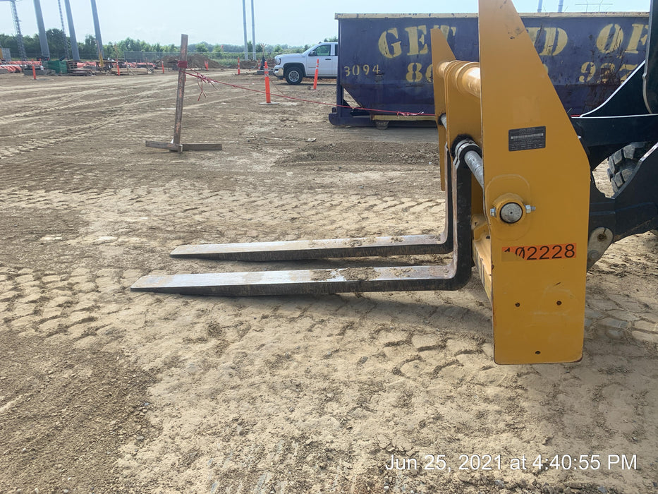 2020 JOHN DEERE 96" Loader Fork Carriage - John Deere