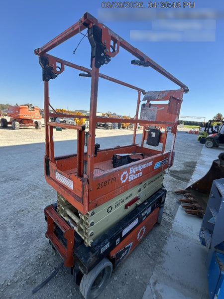 2022 JLG ES1932
