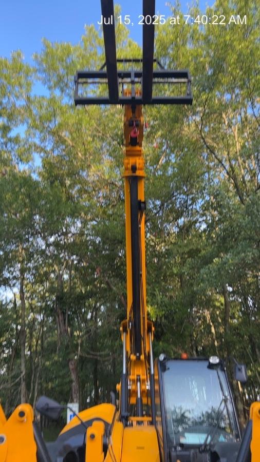 2025 JCB 510-56