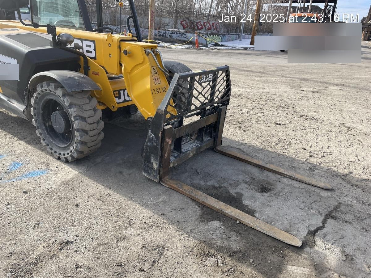 2020 JCB 505-20TC Canopy, Solid Tires, Work Lights, Beacon, Aux Hydraulics, Back up Alarm, ES Decals