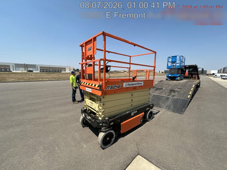 2021 JLG R3246