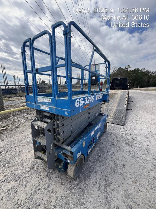 2020 Genie GS-3246 Standard, Folding full height swing gate