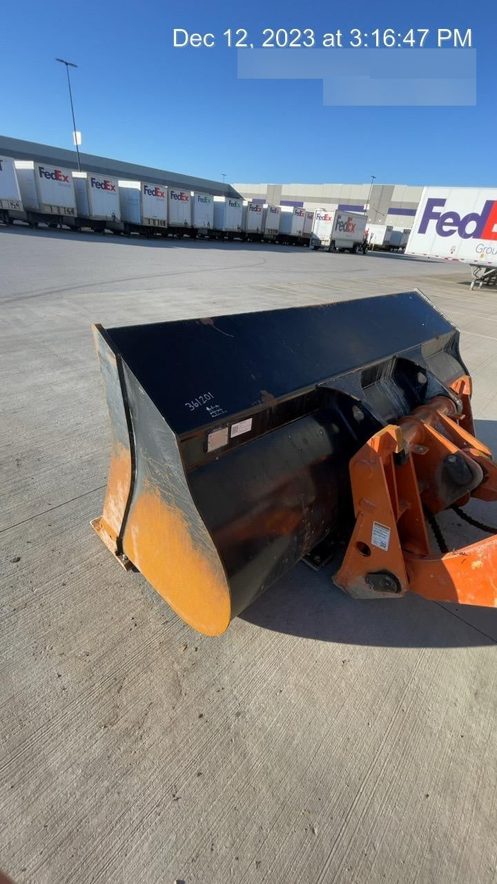 2022 PALADIN 3.5 cu yd Bucket - Paladin