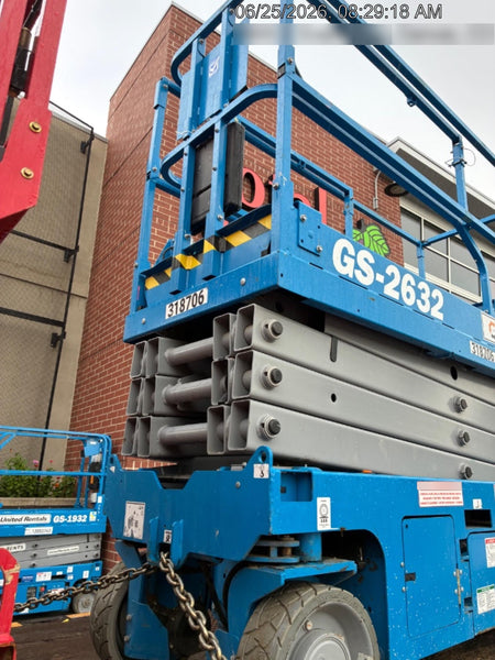 2023 GENIE GS-2632