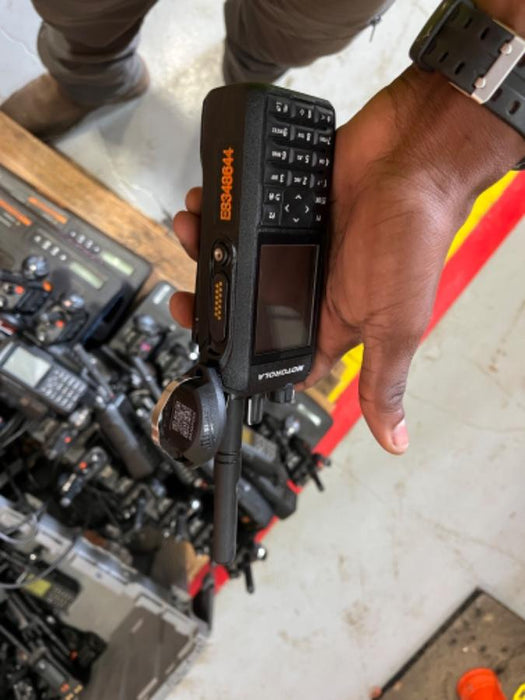 2023 MOTOROLA R7 DISPLAY