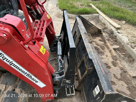 2022 ARROW MATERIAL HANDLING 48" Pallet Forks - Arrow