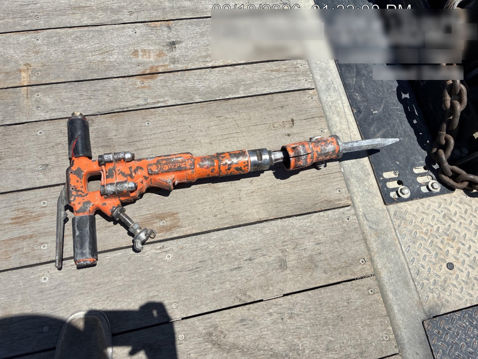 2021 MICHIGAN PNEUMATIC MP-30-1
