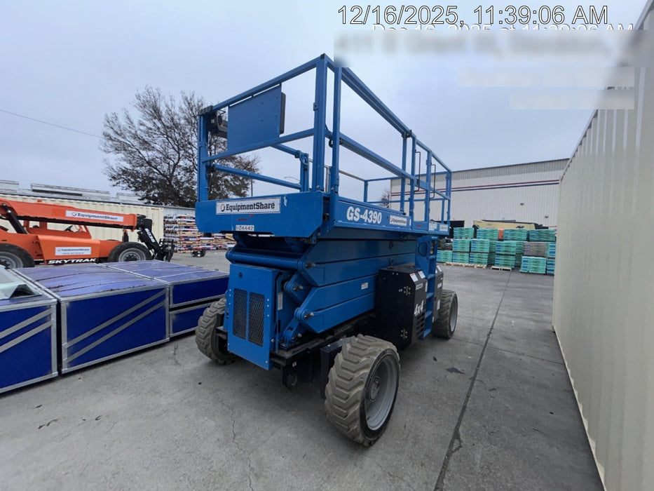2020 GENIE GS-4390 RT
