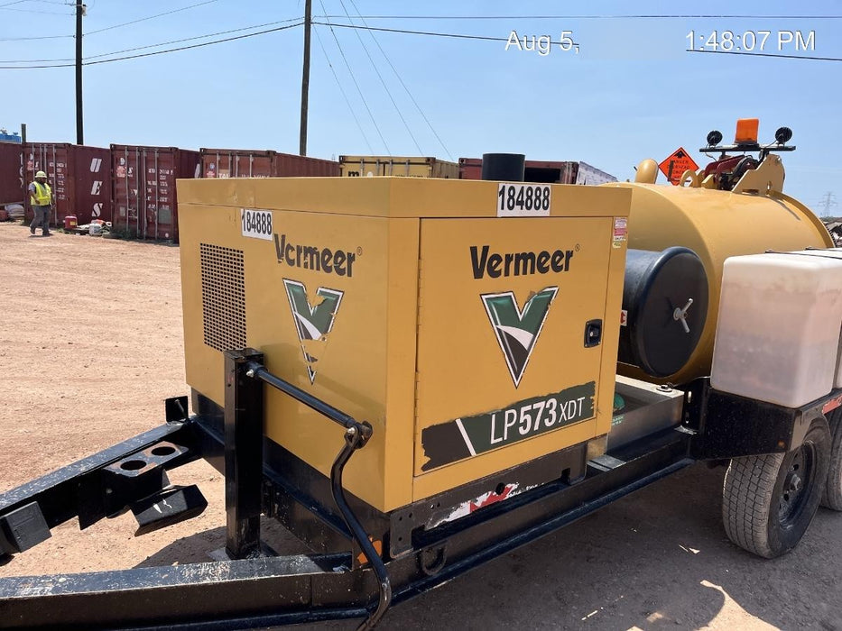 2021 VAC-TRON LP573XDT