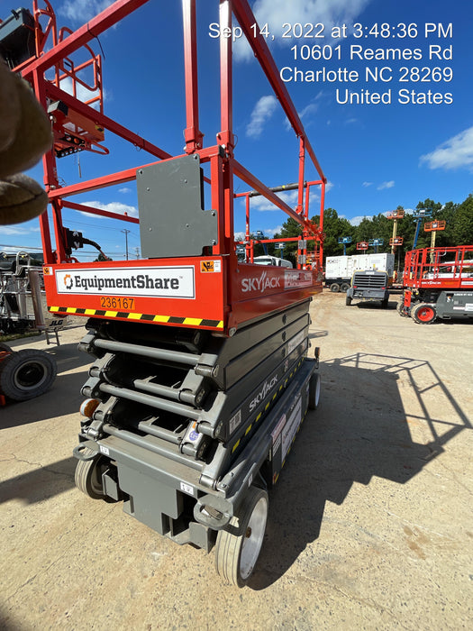 2022 SKYJACK SJ4740
