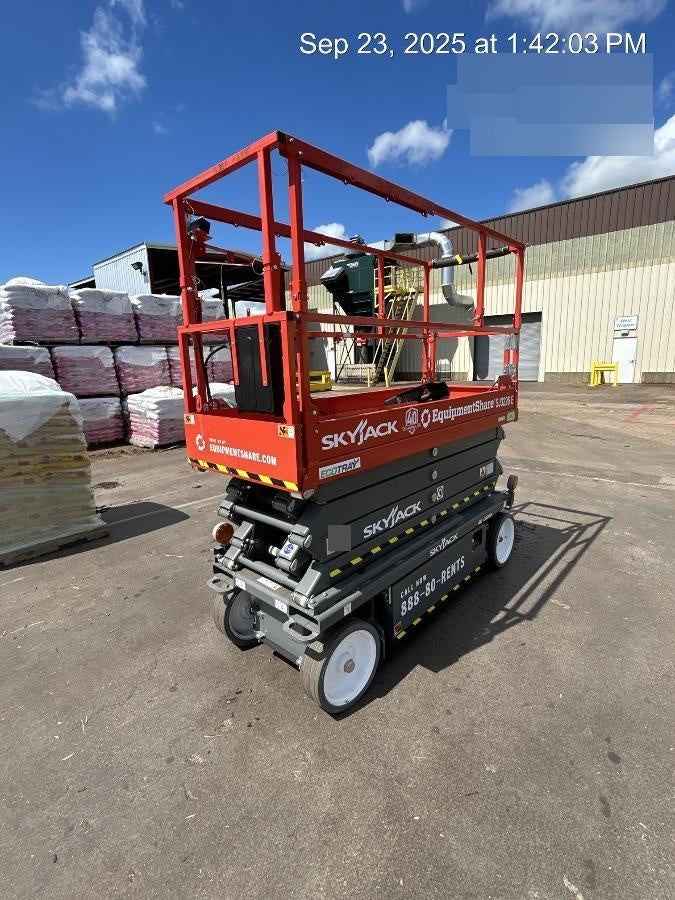 2025 SKYJACK SJ3226